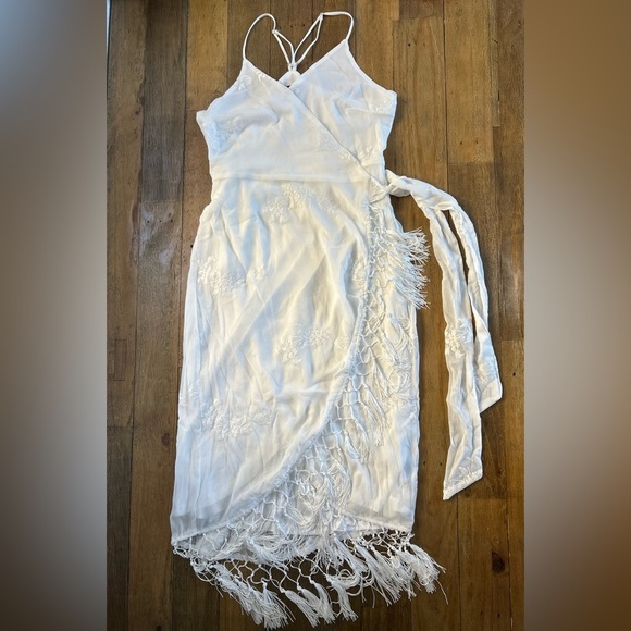 LULUS Fun Affair White Floral Embroidered Tassel Midi Wrap Dress Romantic - Picture 5 of 15
